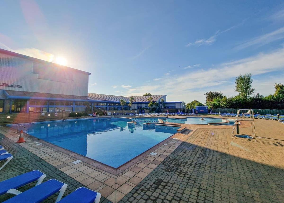 Hendra Park Hotell New Quay Exteriör bild